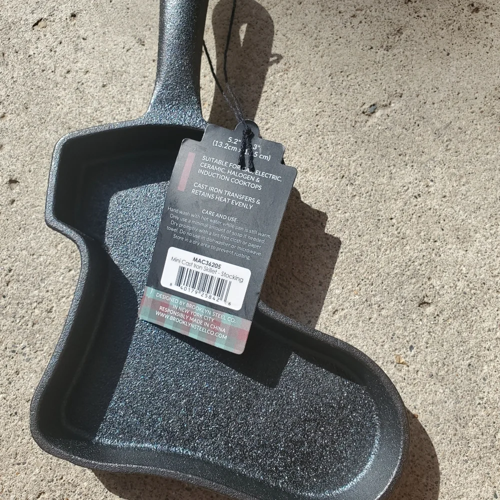 Cast Iron Pan cooking skilet by Brooklyn Steel company 5.2